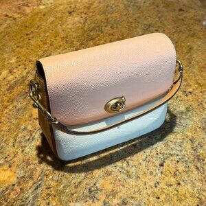 COACH Cassie Crossbody 19 Handbag - blush and chalk